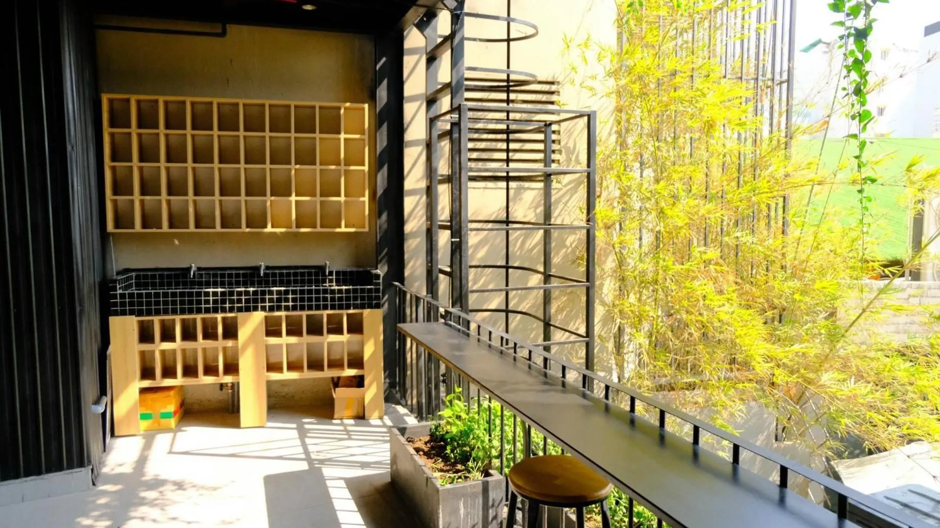 Neru Hostel & Coffee Ho Chi Minh 0*,  Wietnam