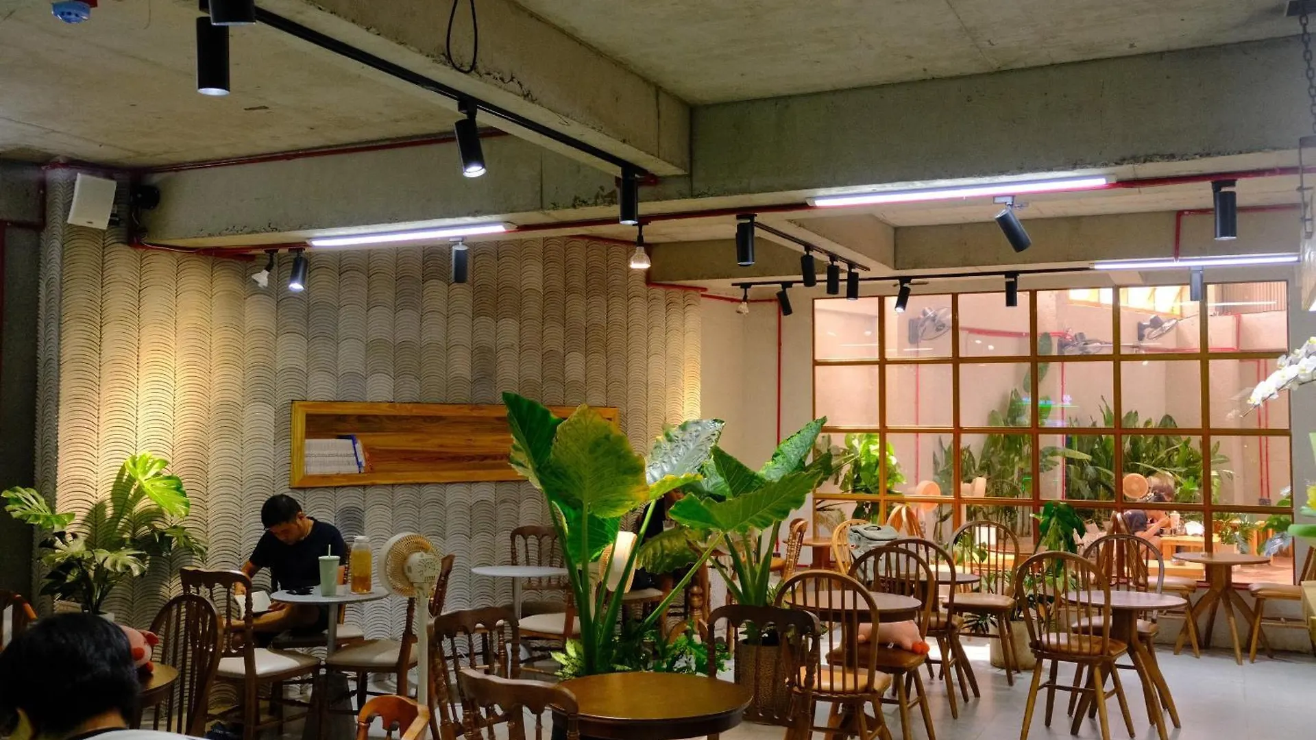 Neru Hostel & Coffee Ho Chi Minh City