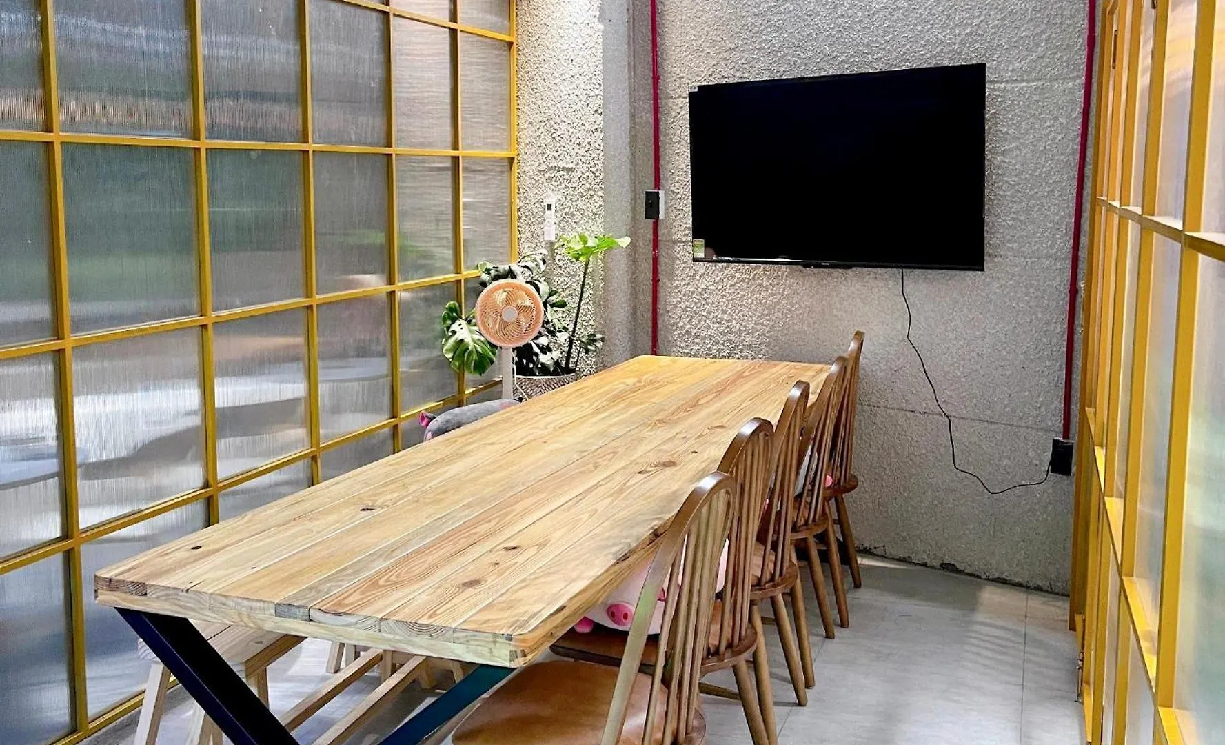 Neru Hostel & Coffee Ho Chi Minh City